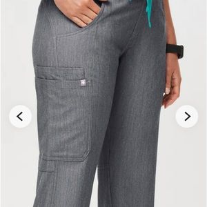 Figs Kade Cargo Heather Grey